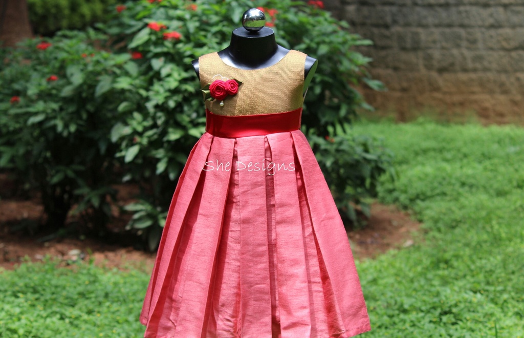 Flower Design pleated Dress